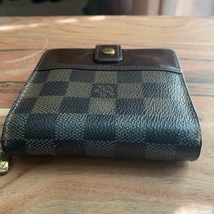 Louis Vuitton DE Compact Wallet